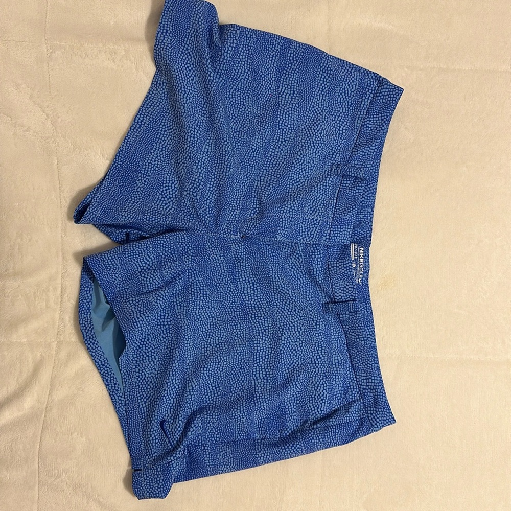 Nike Golf Dri-Fit women’s size 14 Shorts light blue and royal blue/purple print